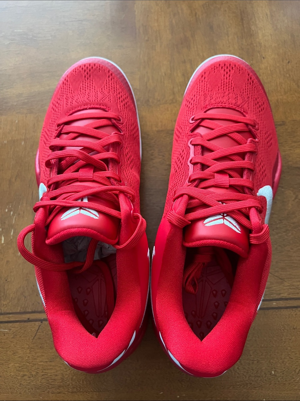 Nike Red Athletic Sneakers with White Swoosh Accents - Picture 4 of 4